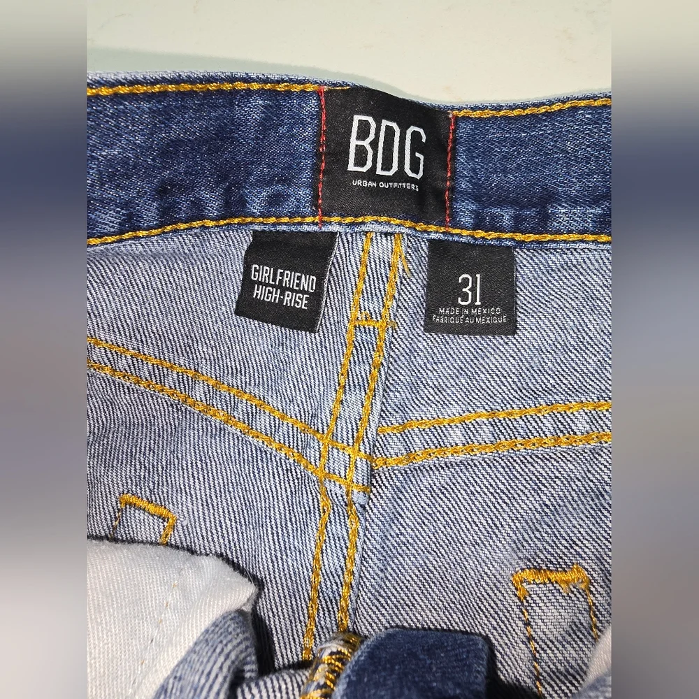 BDG Denim Shorts‎ Women's Girlfriend High Rise Urban Outfitters Blue Cut Offs 31